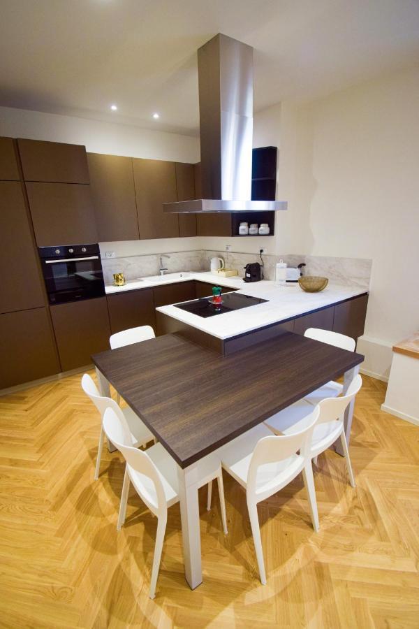 Sibilla Suite Apartment - Via Piella 14 Bologna Exterior foto